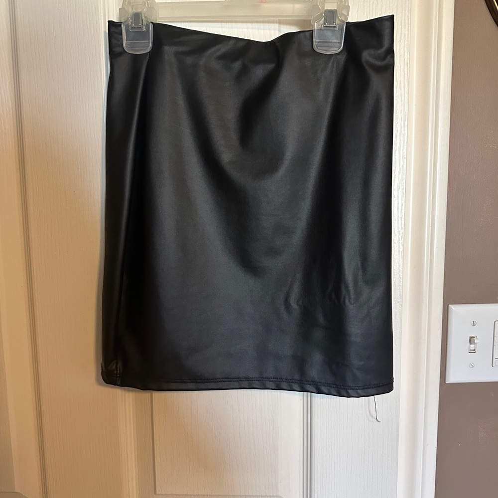 Elegant Black Women's Skirt, leather mini skirt, clubbing outfit